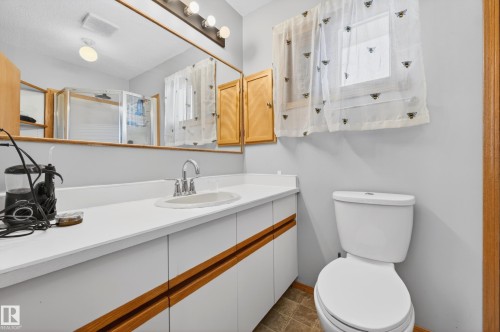 10636 110 Street, Westlock, AB - Indoor Photo Showing Bathroom