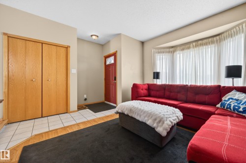 10636 110 Street, Westlock, AB - Indoor Photo Showing Living Room