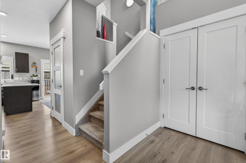 3 4835 Wright Drive, Edmonton, AB - Indoor