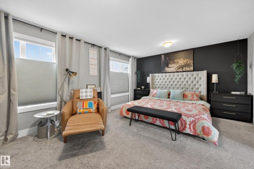 3 4835 Wright Drive, Edmonton, AB - Indoor Photo Showing Bedroom