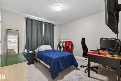 3 4835 Wright Drive, Edmonton, AB - Indoor