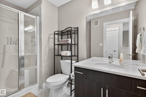 3 4835 Wright Drive, Edmonton, AB - Indoor Photo Showing Bathroom
