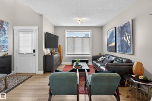 3 4835 Wright Drive, Edmonton, AB - Indoor