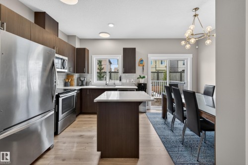 3 4835 Wright Drive, Edmonton, AB - Indoor Photo Showing Kitchen With Stainless Steel Kitchen With Upgraded Kitchen