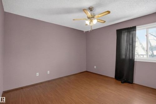 19 Howson Crescent, Edmonton, AB - Indoor Photo Showing Other Room