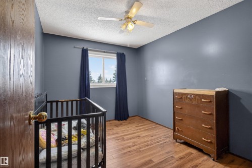 19 Howson Crescent, Edmonton, AB - Indoor