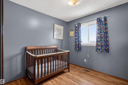 19 Howson Crescent, Edmonton, AB - Indoor Photo Showing Bedroom