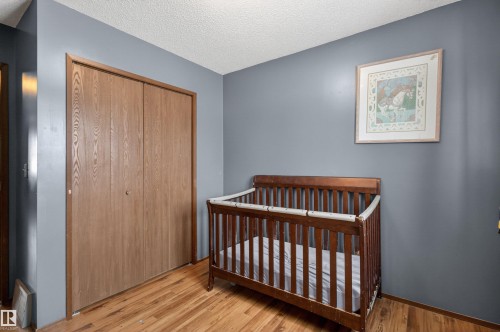 19 Howson Crescent, Edmonton, AB - Indoor Photo Showing Bedroom