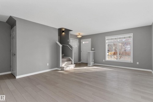 49 9151 Shaw Way, Edmonton, AB - Indoor