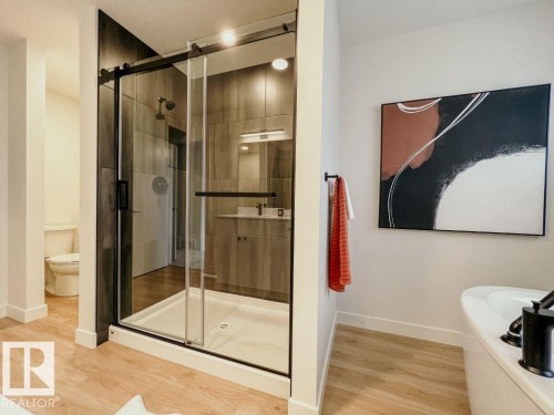 2336 160 Street, Edmonton, AB - Indoor Photo Showing Bathroom