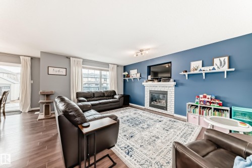 5006 Godson Crest, Edmonton, AB 