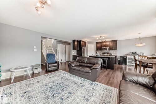 5006 Godson Crest, Edmonton, AB 