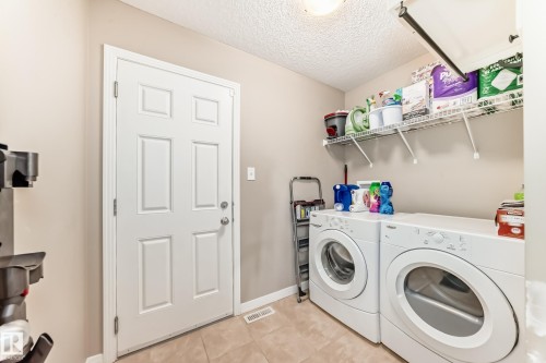 5006 Godson Crest, Edmonton, AB 