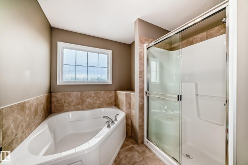 5006 Godson Crest, Edmonton, AB 