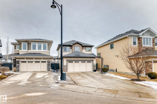 5006 Godson Crest, Edmonton, AB 