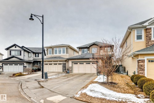 5006 Godson Crest, Edmonton, AB 