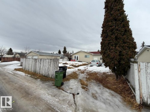 8816 137 Avenue, Edmonton, AB - Outdoor