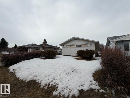 8816 137 Avenue, Edmonton, AB - Outdoor