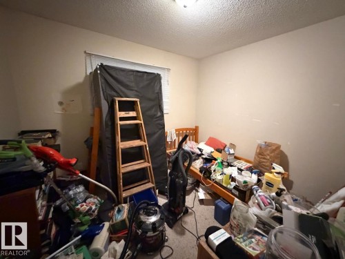 8816 137 Avenue, Edmonton, AB - Indoor Photo Showing Other Room