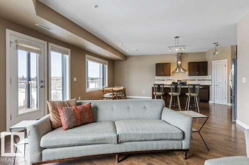 205 35 Sturgeon Road, St. Albert, AB - Indoor Photo Showing Living Room