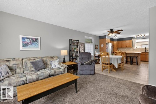 8711 22 Avenue, Edmonton, AB - Indoor Photo Showing Living Room