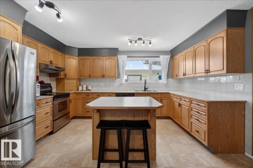 8711 22 Avenue, Edmonton, AB - Indoor Photo Showing Kitchen