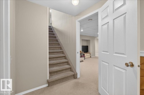 8711 22 Avenue, Edmonton, AB - Indoor Photo Showing Other Room