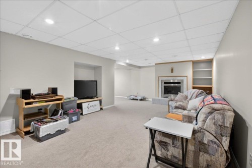 8711 22 Avenue, Edmonton, AB - Indoor