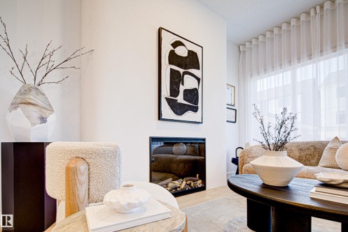 18717 18A Avenue, Edmonton, AB - Indoor