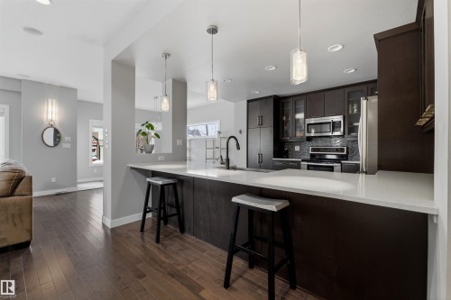 1251 Secord Landing, Edmonton, AB - Indoor Photo Showing Kitchen With Upgraded Kitchen