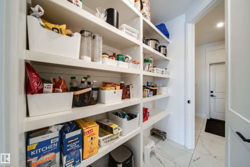 35 Elwyck Gate, Spruce Grove, AB - Indoor With Storage