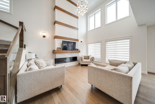 35 Elwyck Gate, Spruce Grove, AB - Indoor Photo Showing Living Room With Fireplace