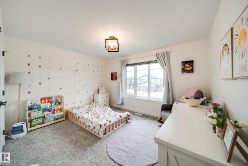 35 Elwyck Gate, Spruce Grove, AB - Indoor Photo Showing Bedroom