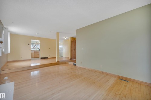 4611 41 Avenue, Beaumont, AB - Indoor Photo Showing Other Room