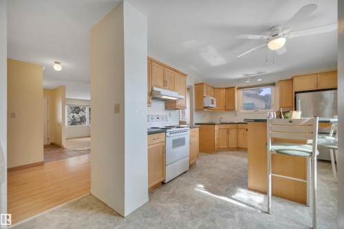 4611 41 Avenue, Beaumont, AB - Indoor Photo Showing Kitchen