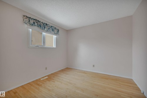 4611 41 Avenue, Beaumont, AB - Indoor Photo Showing Other Room