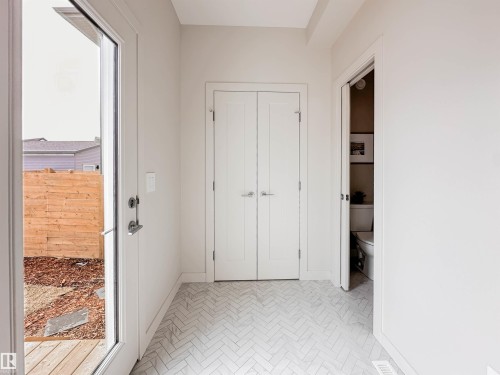 278 Jensen Lakes Boulevard, St. Albert, AB - Indoor Photo Showing Other Room