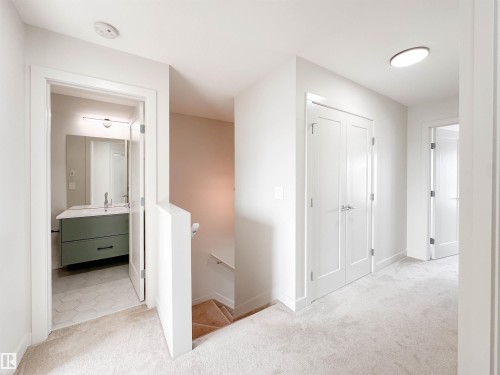 278 Jensen Lakes Boulevard, St. Albert, AB - Indoor Photo Showing Other Room