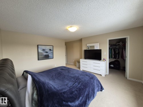 5429 Crabapple Loop, Edmonton, AB - Indoor Photo Showing Bedroom