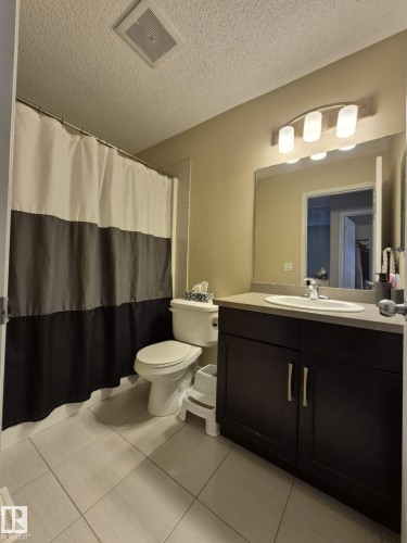 5429 Crabapple Loop, Edmonton, AB - Indoor Photo Showing Bathroom