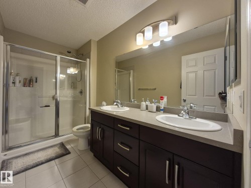 5429 Crabapple Loop, Edmonton, AB - Indoor Photo Showing Bathroom
