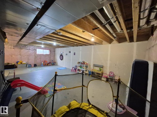 5429 Crabapple Loop, Edmonton, AB - Indoor Photo Showing Basement
