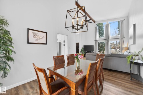 6118 37A Avenue, Edmonton, AB - Indoor Photo Showing Dining Room