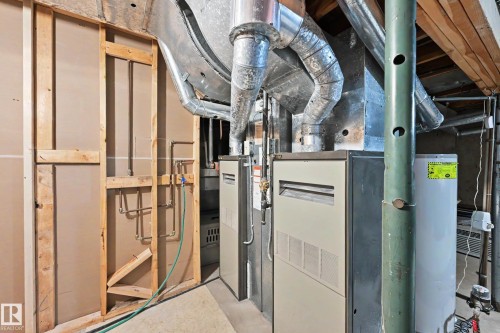 6118 37A Avenue, Edmonton, AB - Indoor Photo Showing Basement