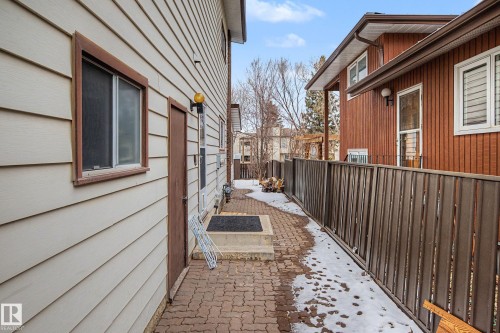 6118 37A Avenue, Edmonton, AB - Outdoor With Exterior