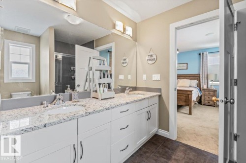 17963 78 Street, Edmonton, AB - Indoor Photo Showing Bathroom