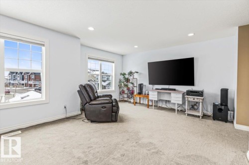 17963 78 Street, Edmonton, AB - Indoor Photo Showing Living Room
