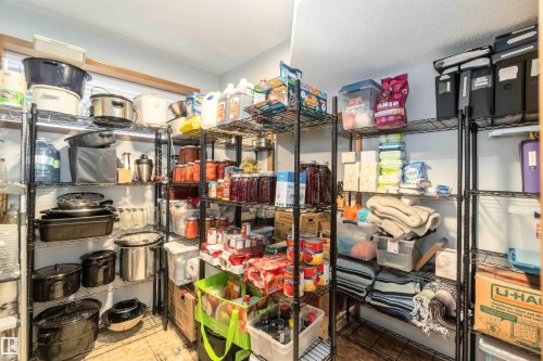 This pantry provides expansive storage space with extensive wire shelving - 61 Linkside Blvd, Spruce Grove, AB - Indoor