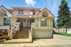 4632 151 Street NW  Edmonton, AB T6H 5N8