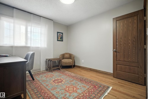 4632 151 Street Nw, Edmonton, AB - Indoor